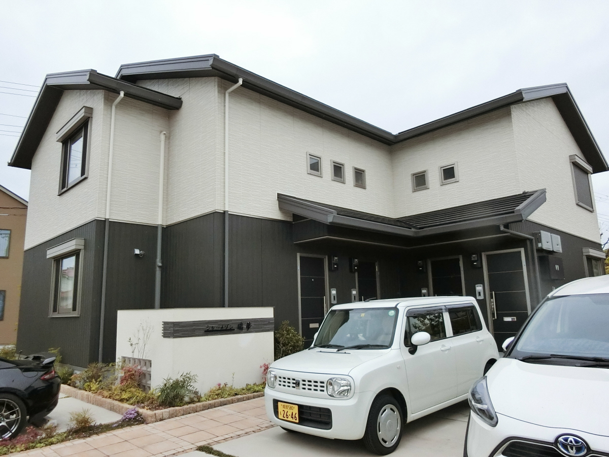 物件番号:1076743728 大手ハウスメーカー施工の築浅物件　駐車場2台込み　ネット無料です　設備充実