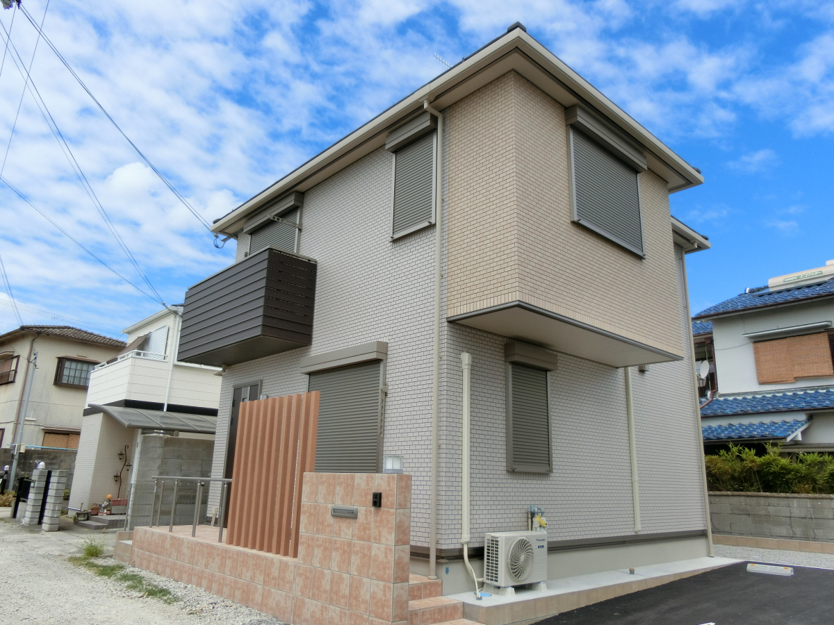 物件番号:1076730356 大手ハウスメーカー施工の築浅ハイツ　駐車場1台無料　ペットOK　充実設備です