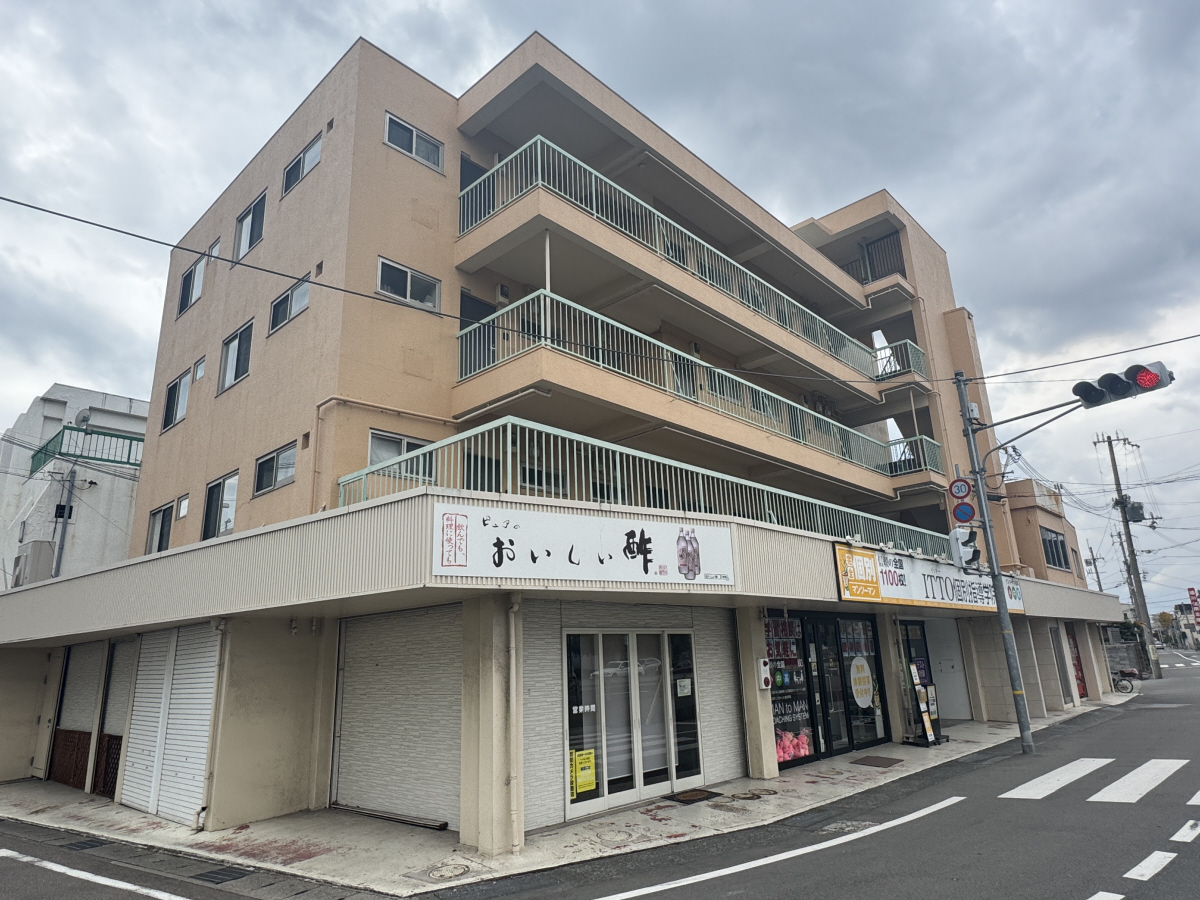 物件番号:1076730541 東二見駅、スーパー徒歩5分 フルリノベーション済 インターネット無料です