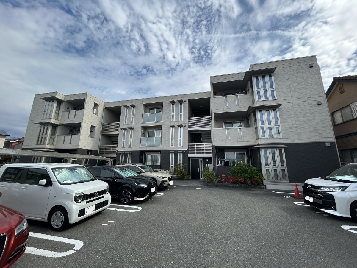 物件番号:1076730867 大手ハウスメーカー施工のオートロック付新築物件 設備充実 日当たり良好です