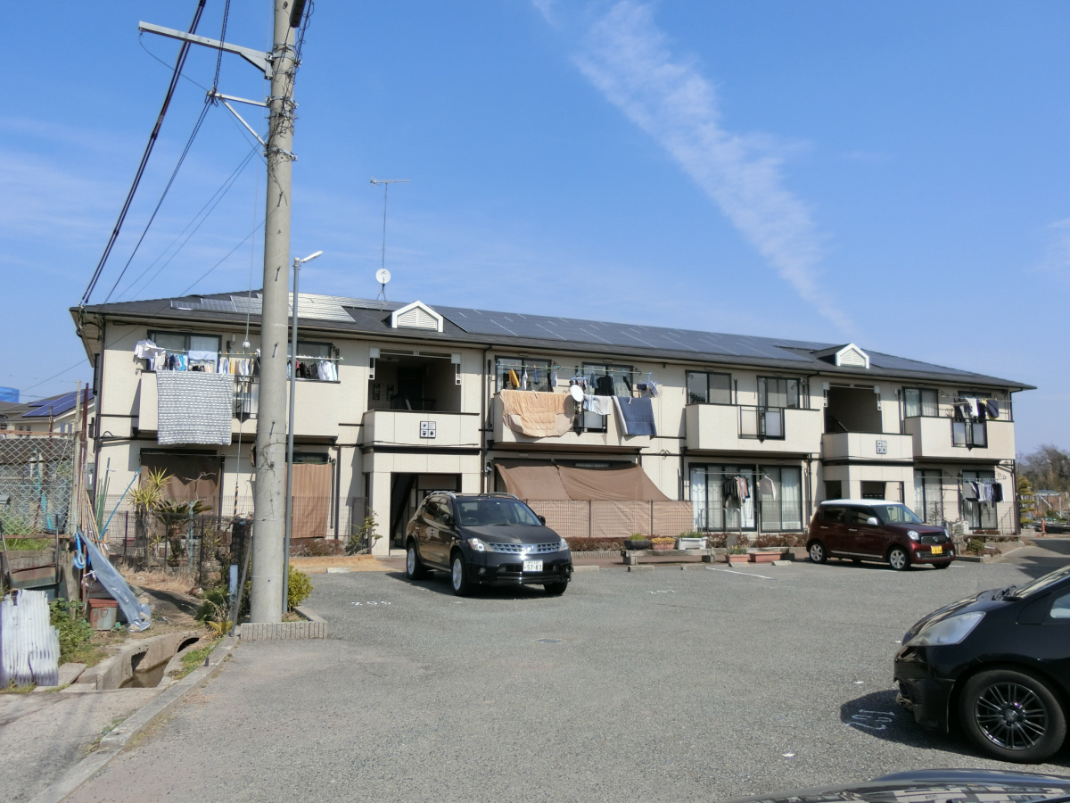 物件番号:1076744349 大手ハウスメーカー施工　駐車場1台込の賃料　南向きで日当り良好