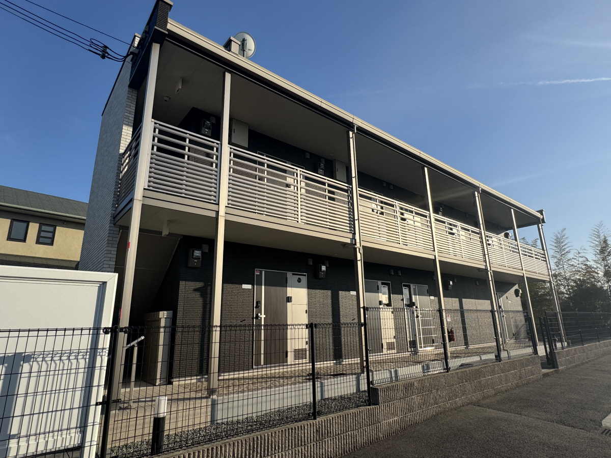 物件番号:1076735321 JR・山陽明石駅まで徒歩圏内 設備充実の築浅ハイツ 駐車場も空有り