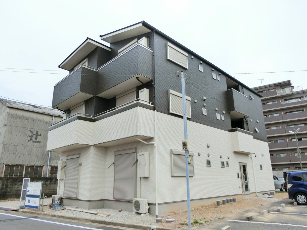 物件番号:1076732828 JR大久保駅まで徒歩5分　オートロック付きの築浅　インターネットも無料です