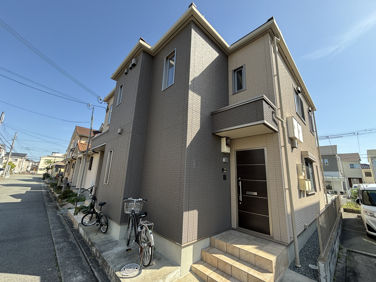 物件番号:1076733413 大手ハウスメーカー施工 設備充の築浅ハイツ インターネット使用料2,000円です