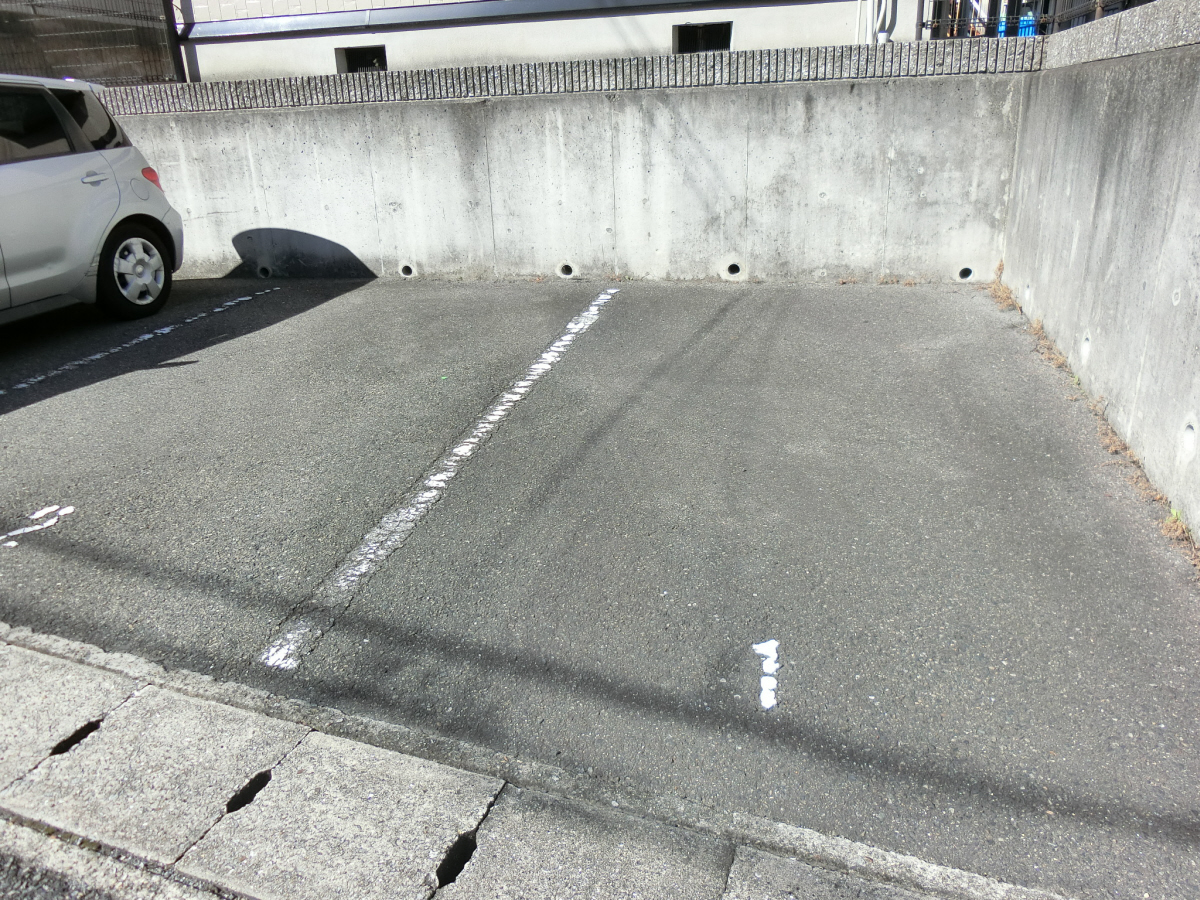駐車場 写真12