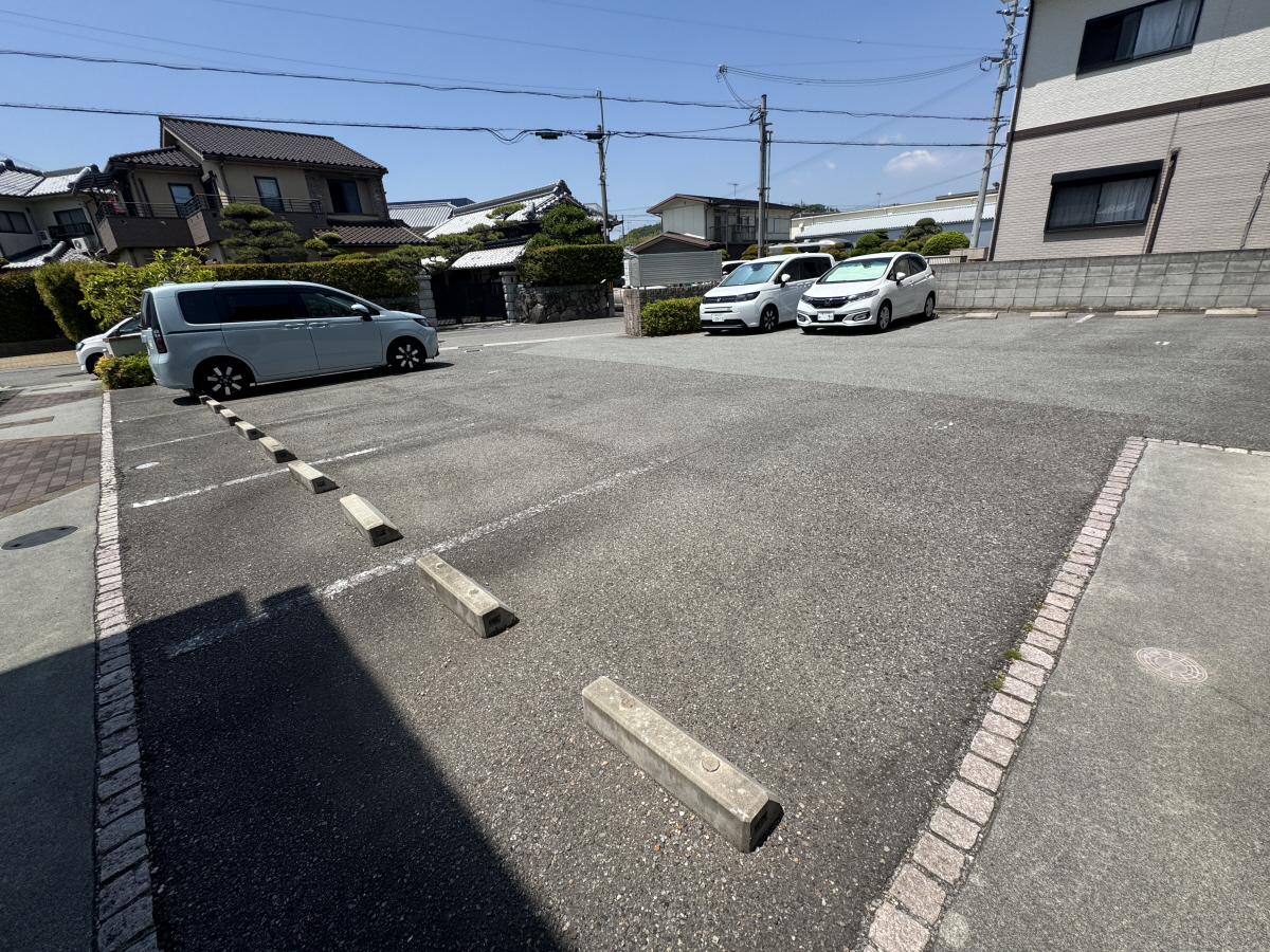 駐車場 写真14