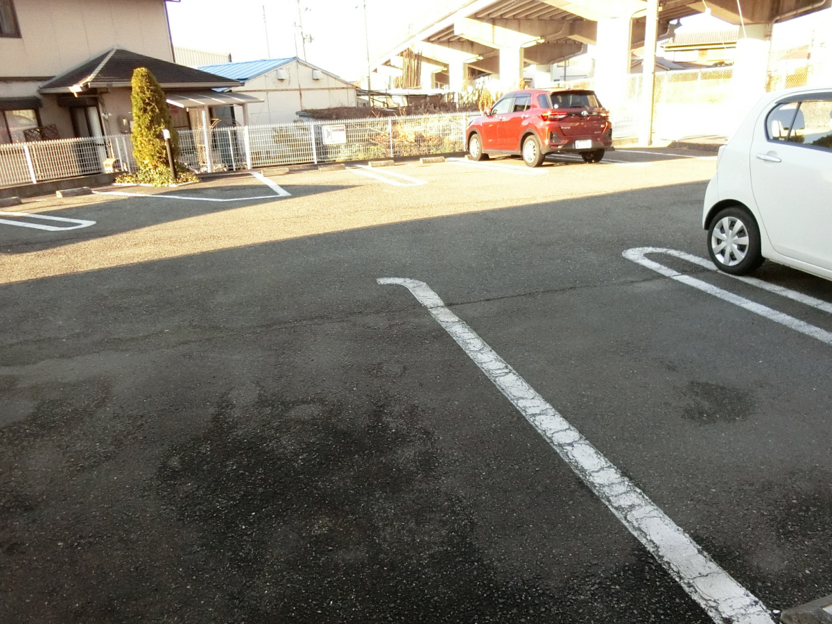 駐車場 写真14