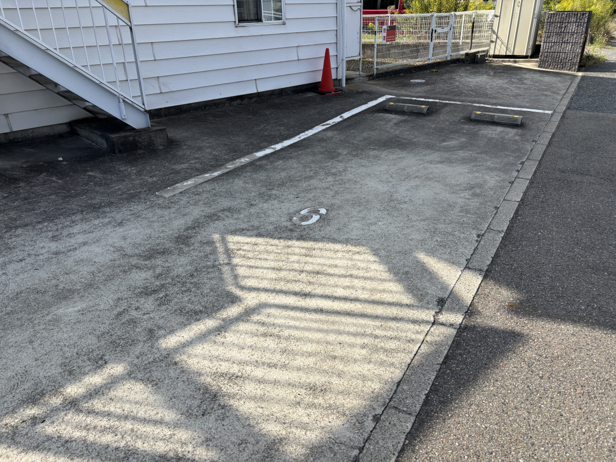 駐車場 写真13