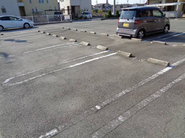 駐車場 写真10