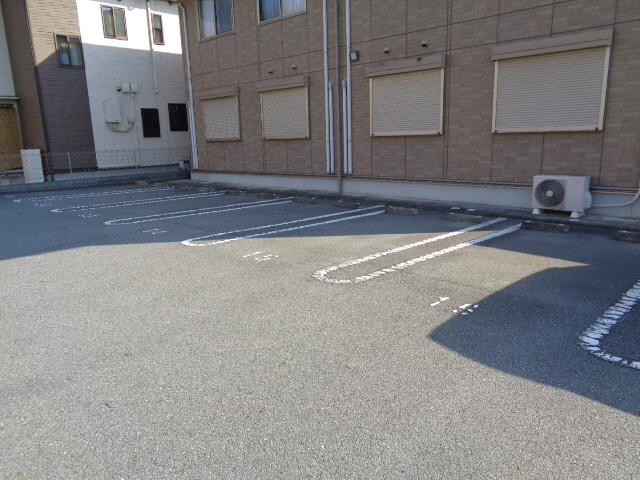 駐車場 写真10