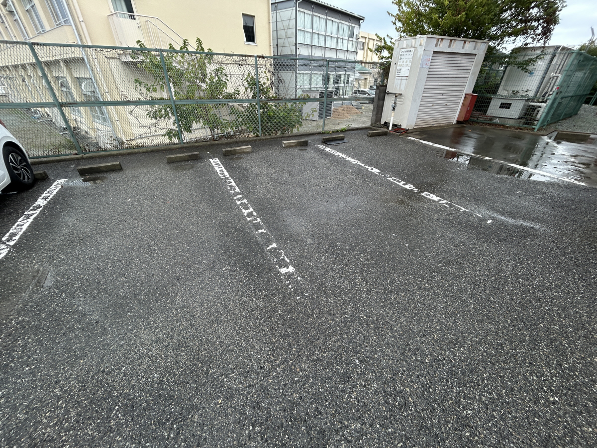 駐車場 写真16