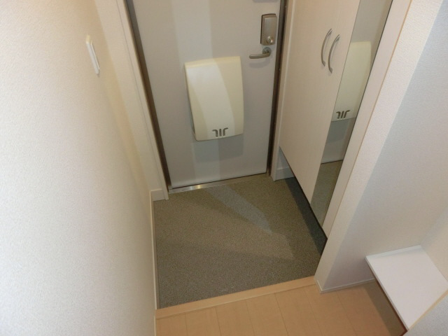 玄関 写真7