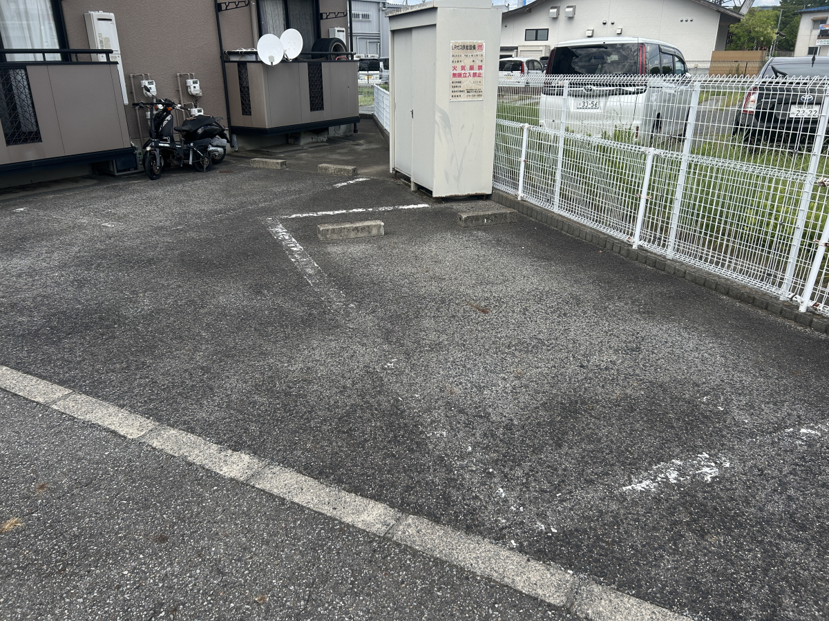 駐車場 写真14