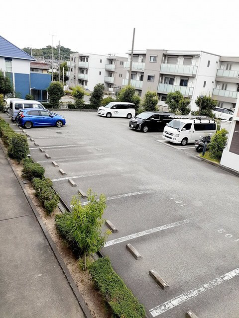 駐車場 写真13
