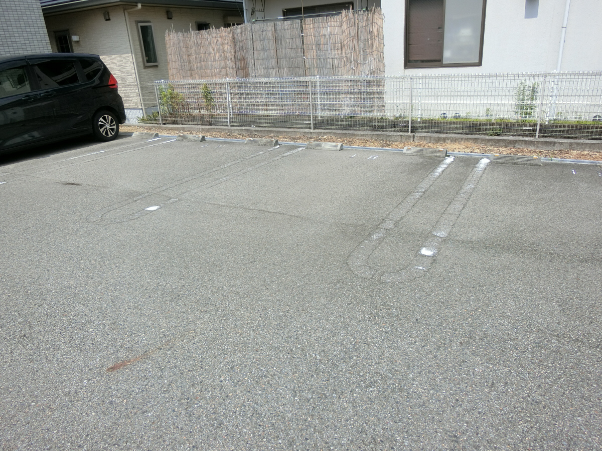 駐車場 写真11