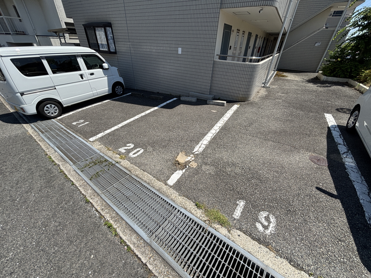 駐車場 写真14