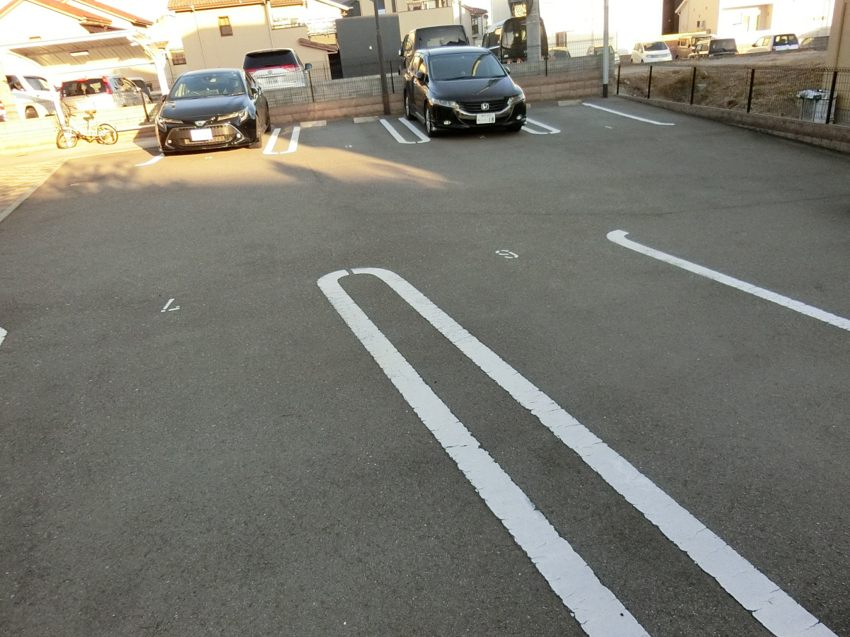 駐車場 写真10