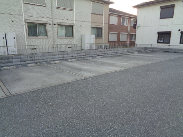 駐車場 写真11