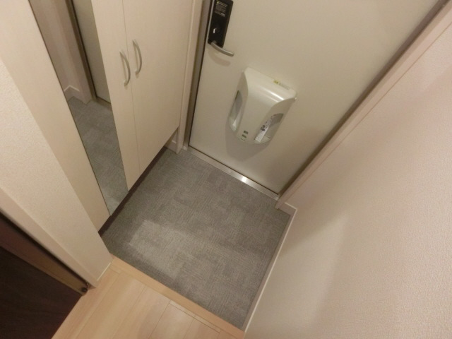 玄関 写真7
