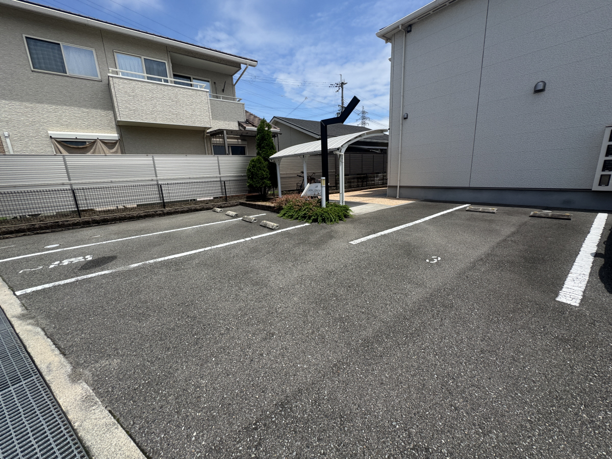 駐車場 写真14