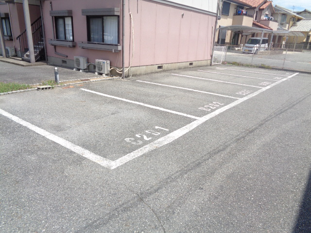 駐車場 写真10