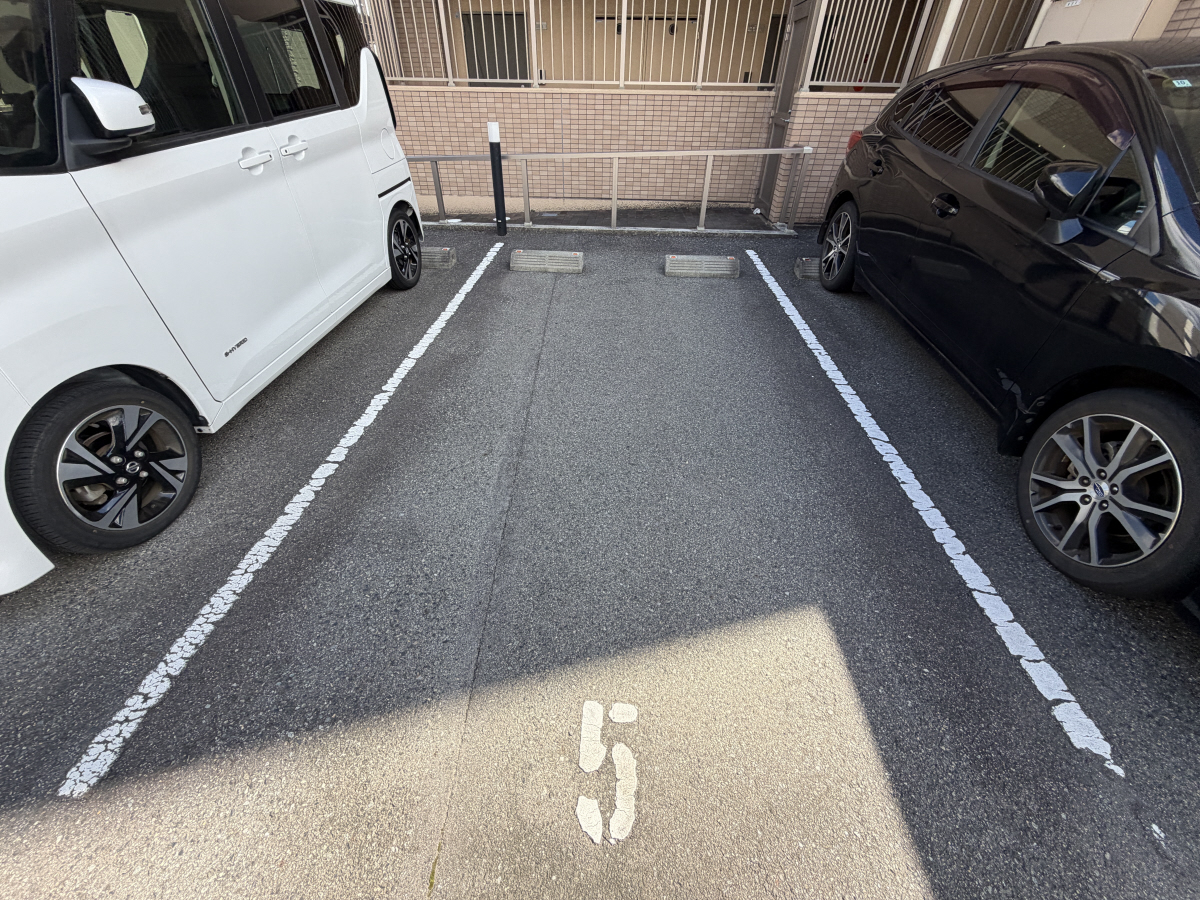 駐車場 写真16