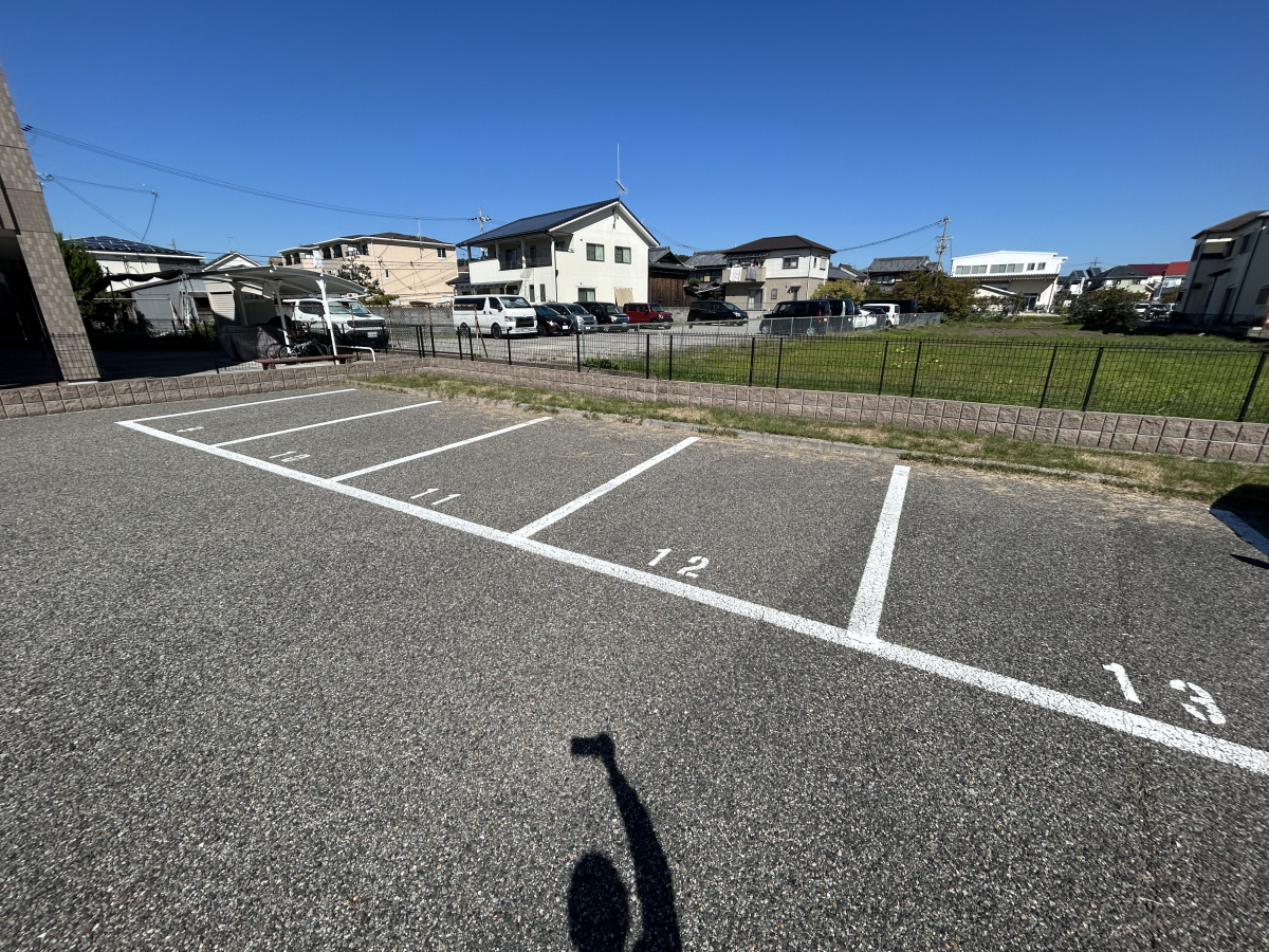 駐車場 写真14
