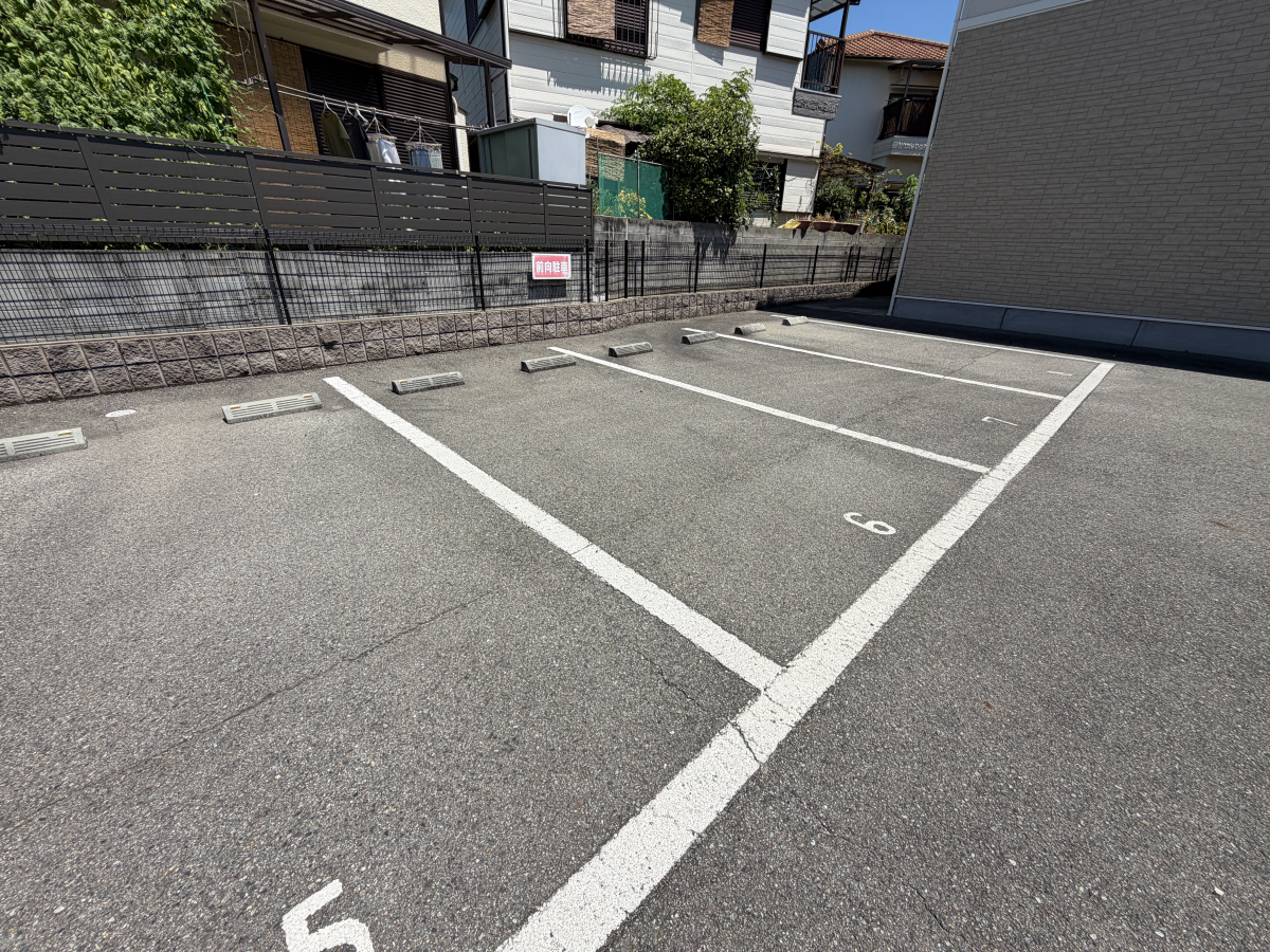 駐車場 写真16