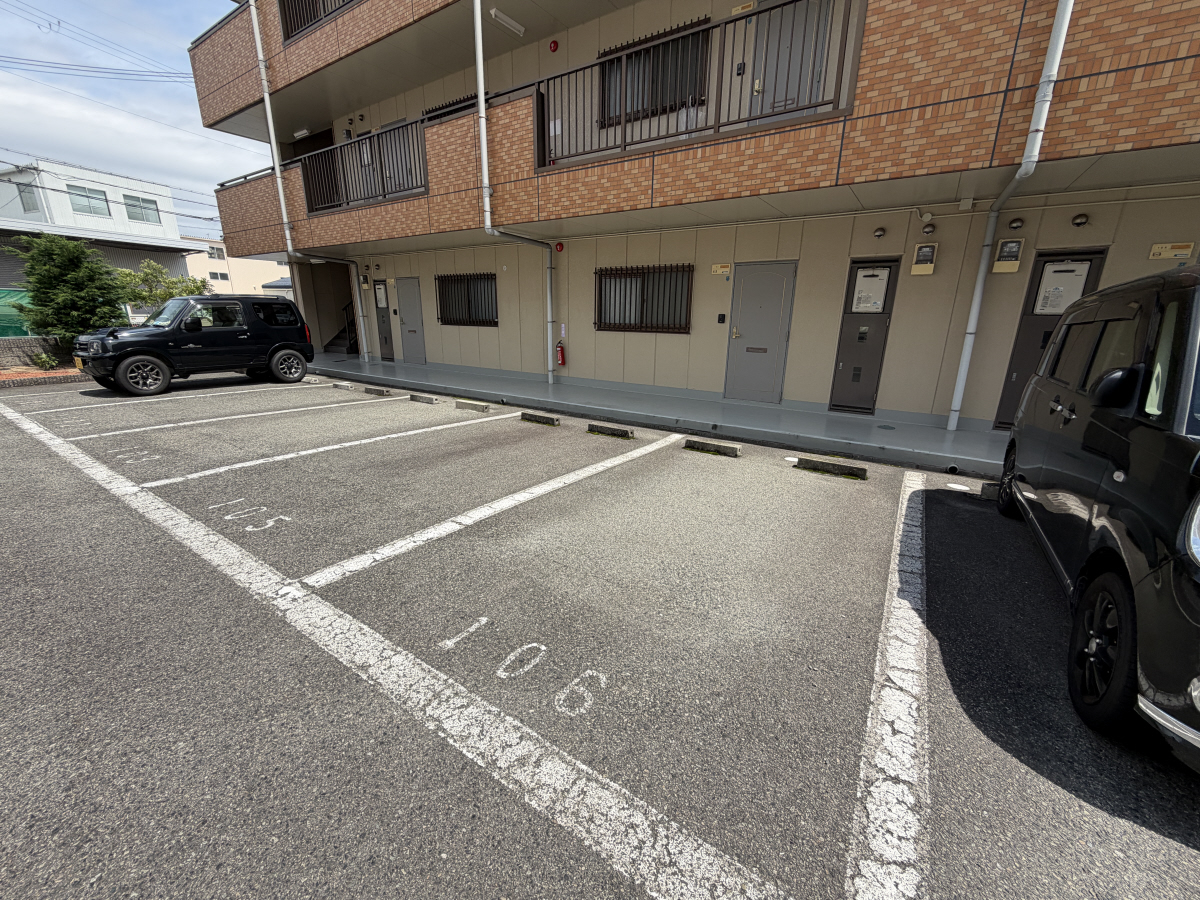 駐車場 写真16