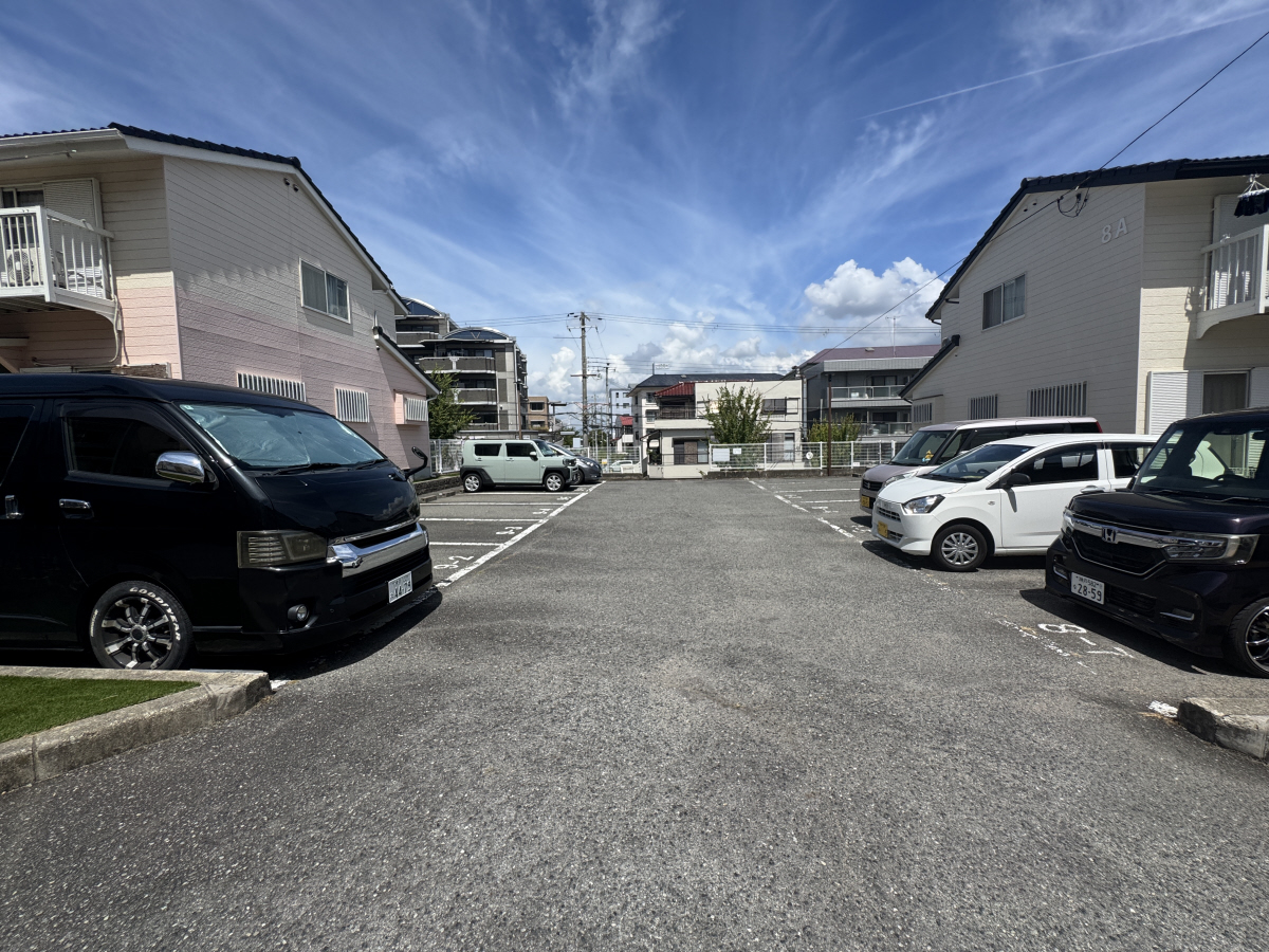 駐車場 写真14