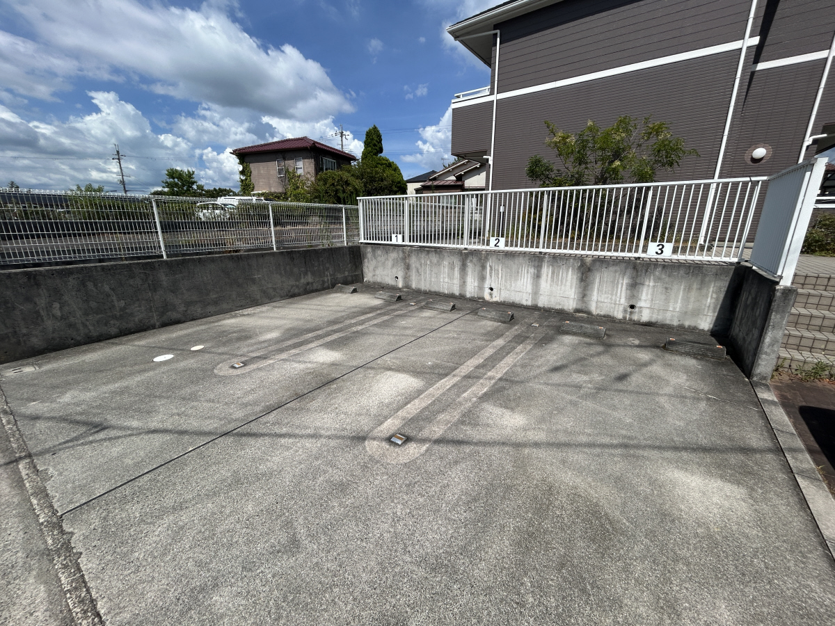 駐車場 写真14