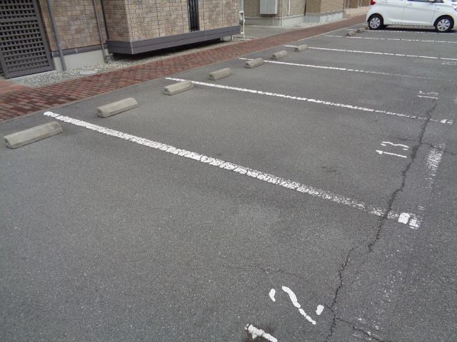 駐車場 写真10