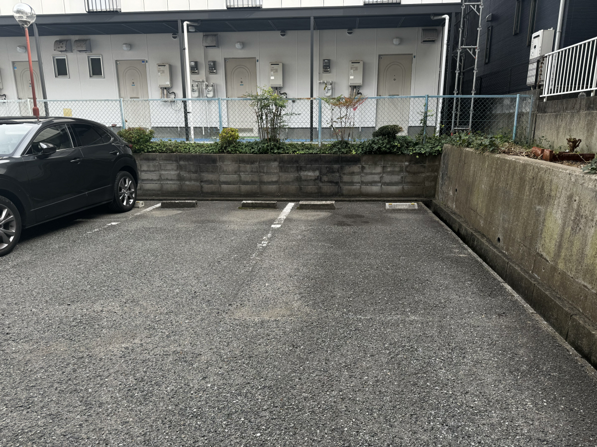 駐車場 写真13