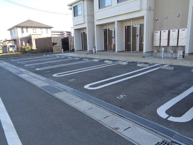 駐車場 写真10