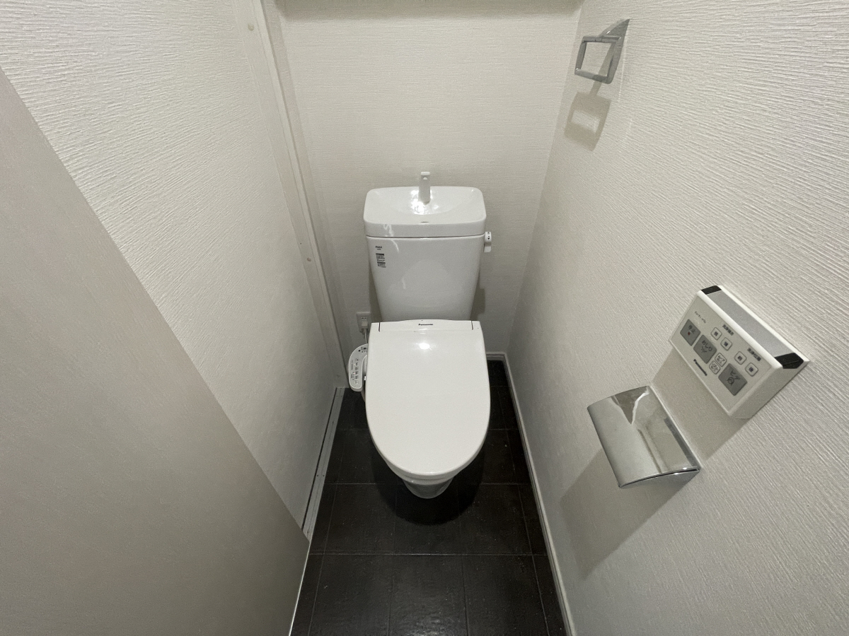 トイレ ※別部屋のお写真です 写真5