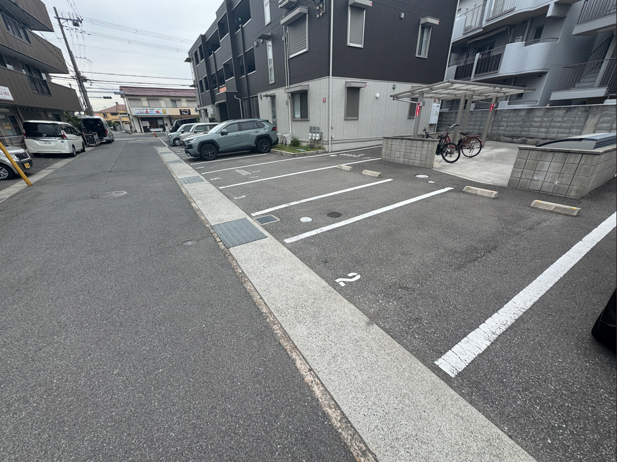 駐車場 写真14