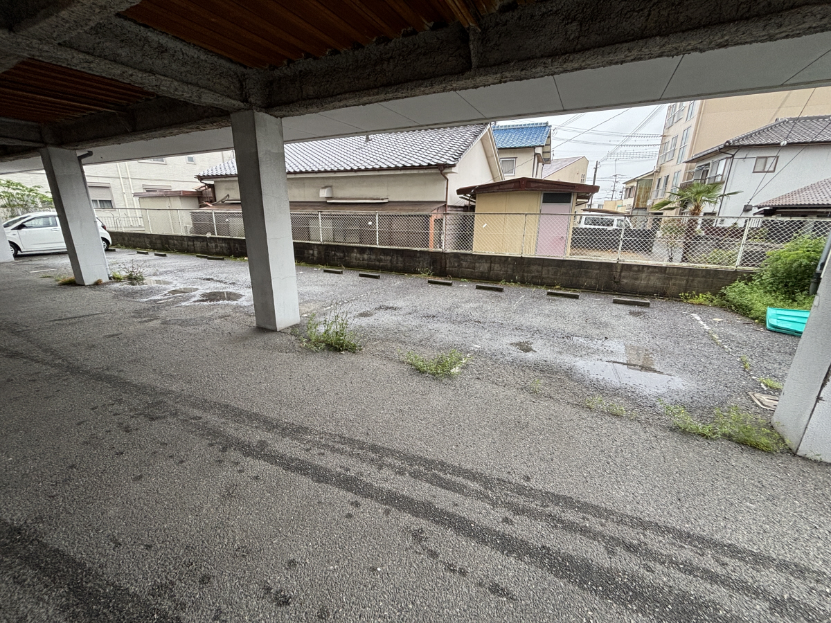 駐車場 写真14