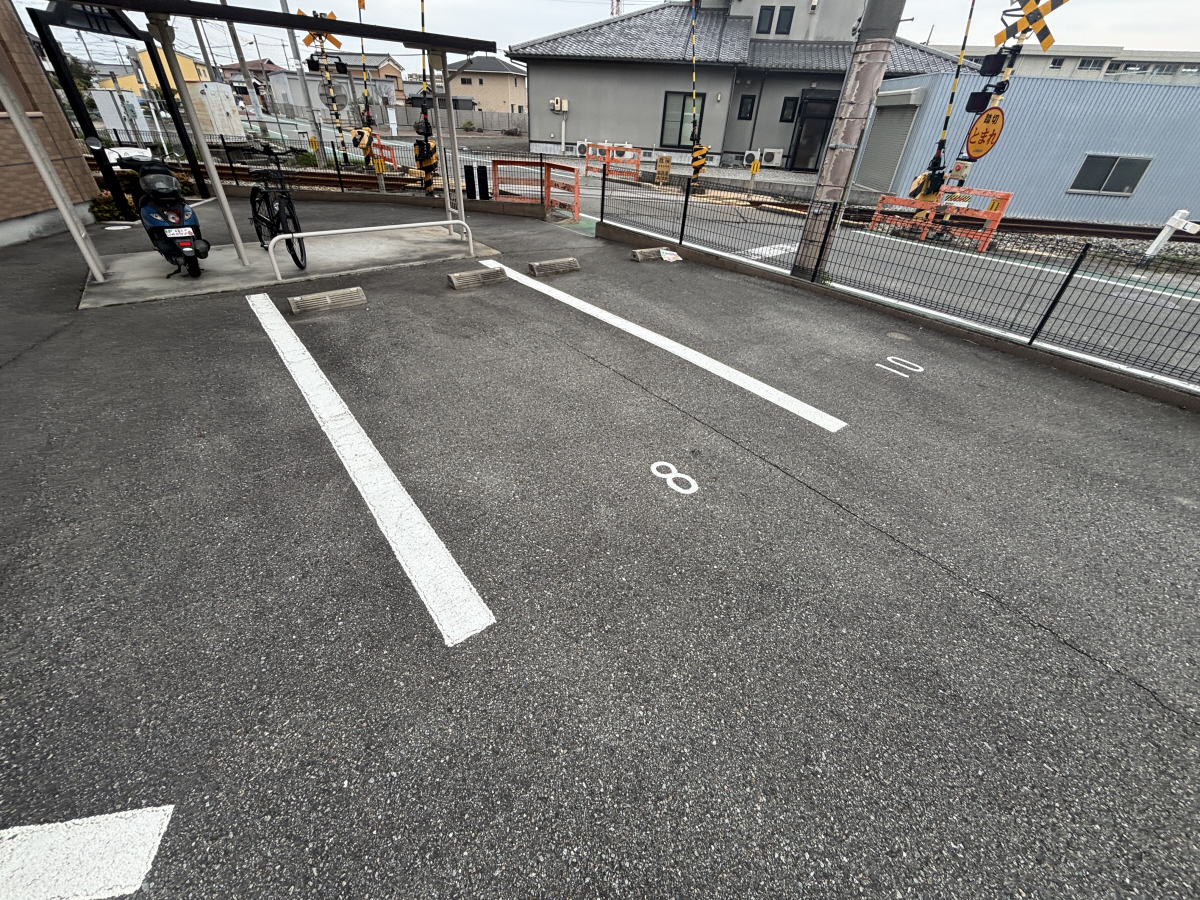 駐車場 写真14