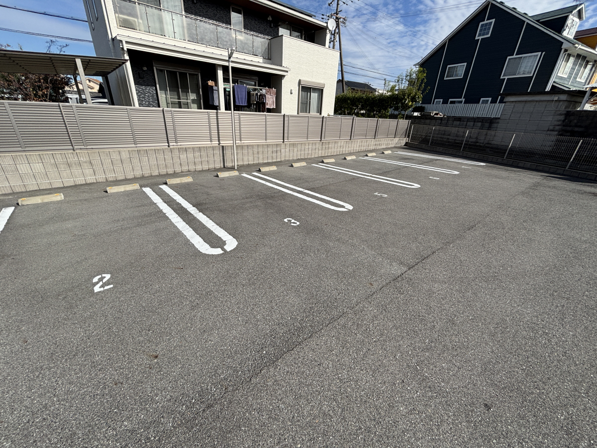 駐車場 写真16
