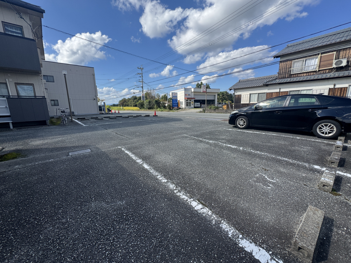 駐車場 写真11