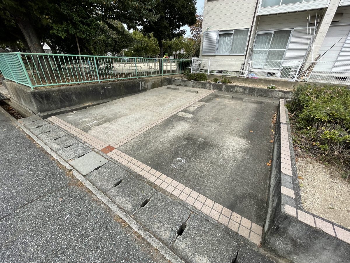 駐車場 写真14