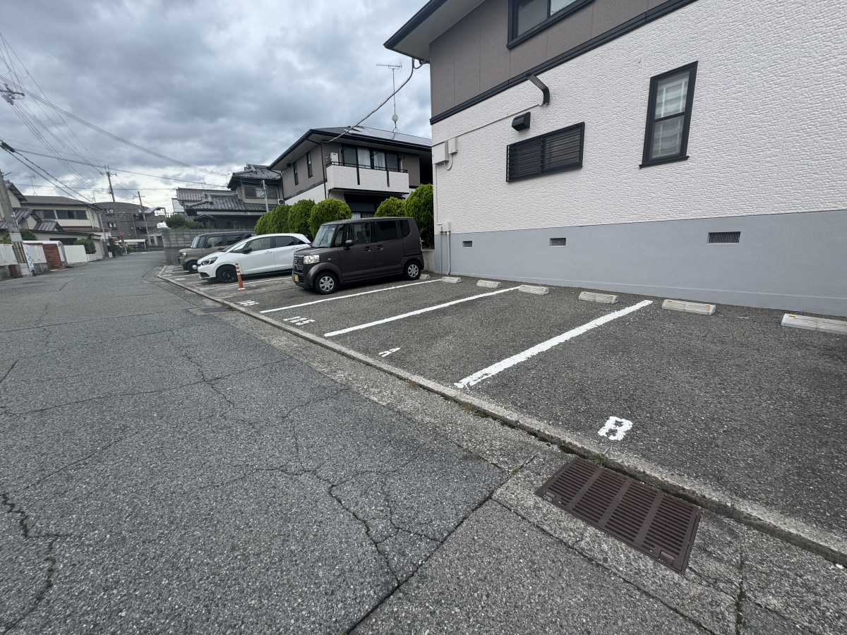 駐車場 写真14