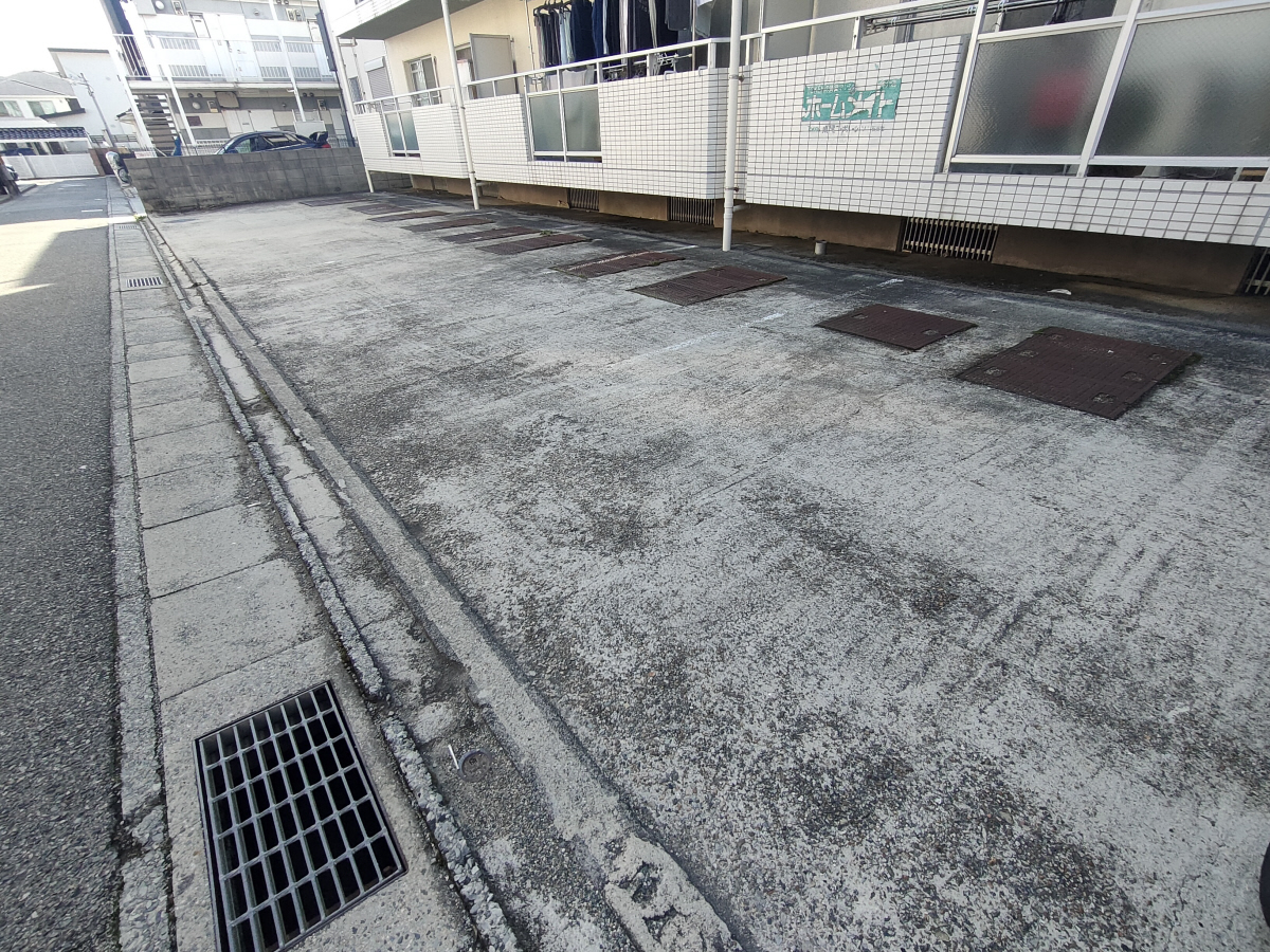 駐車場 写真14