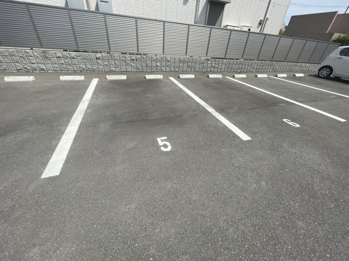 駐車場 写真16