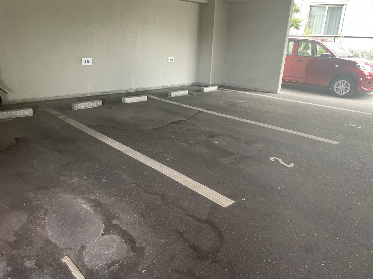 駐車場 写真13