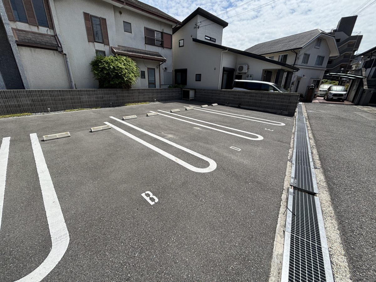 駐車場 写真14