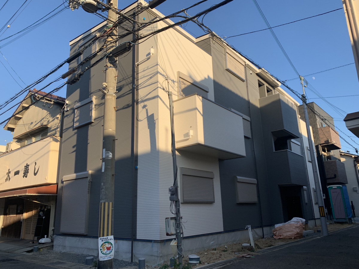 物件番号:1076740274 人気エリアの駅徒歩10分圏内の新築物件　通勤通学にもベンリです