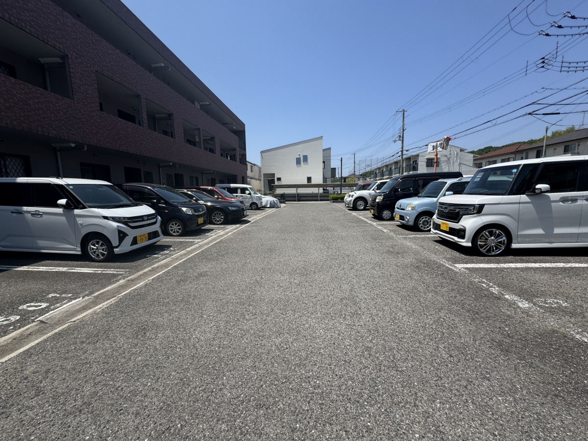 駐車場 写真16