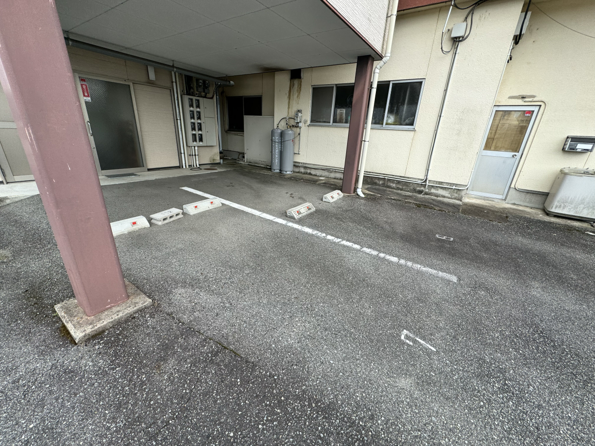 駐車場 写真13