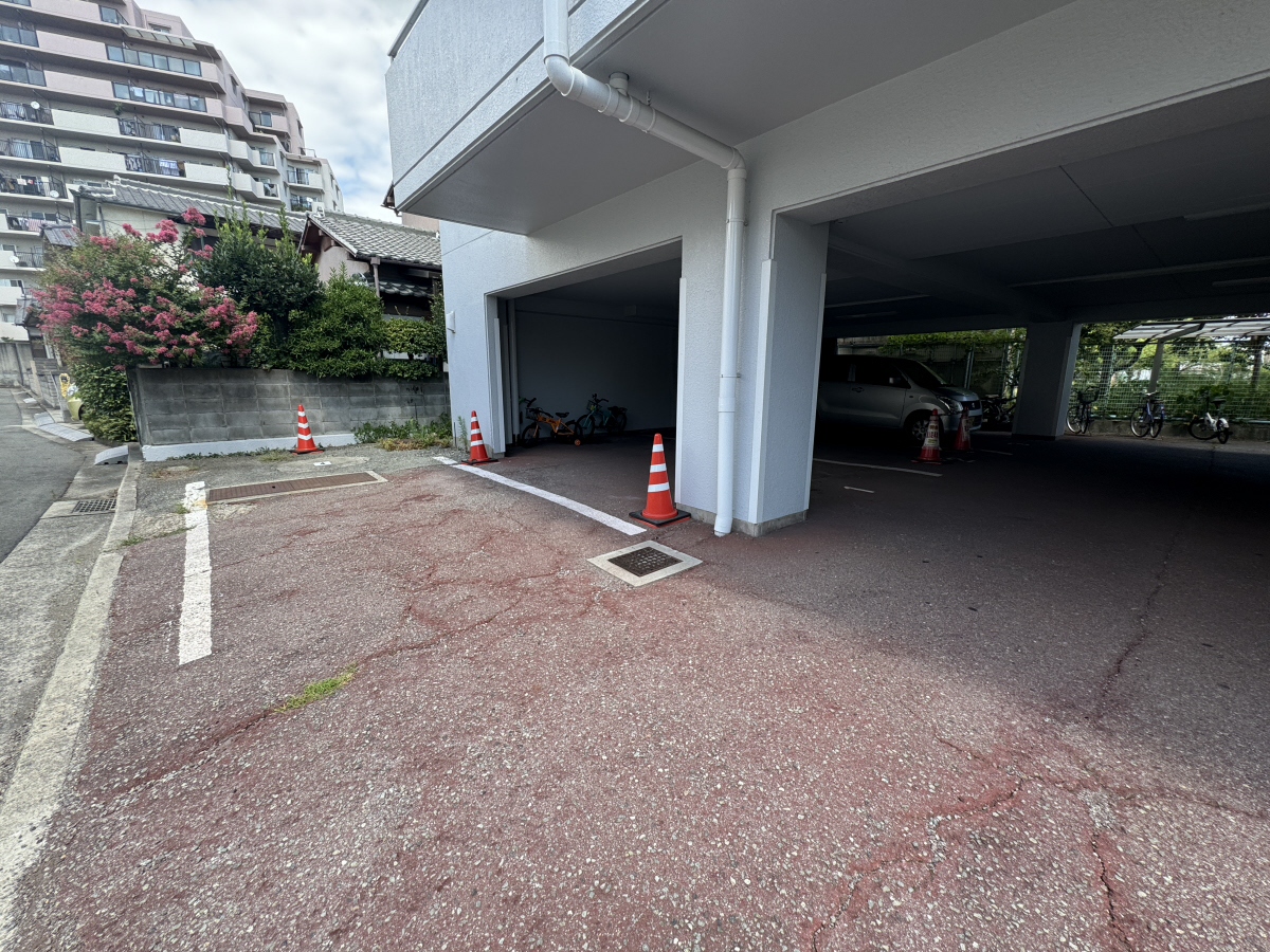駐車場 写真16